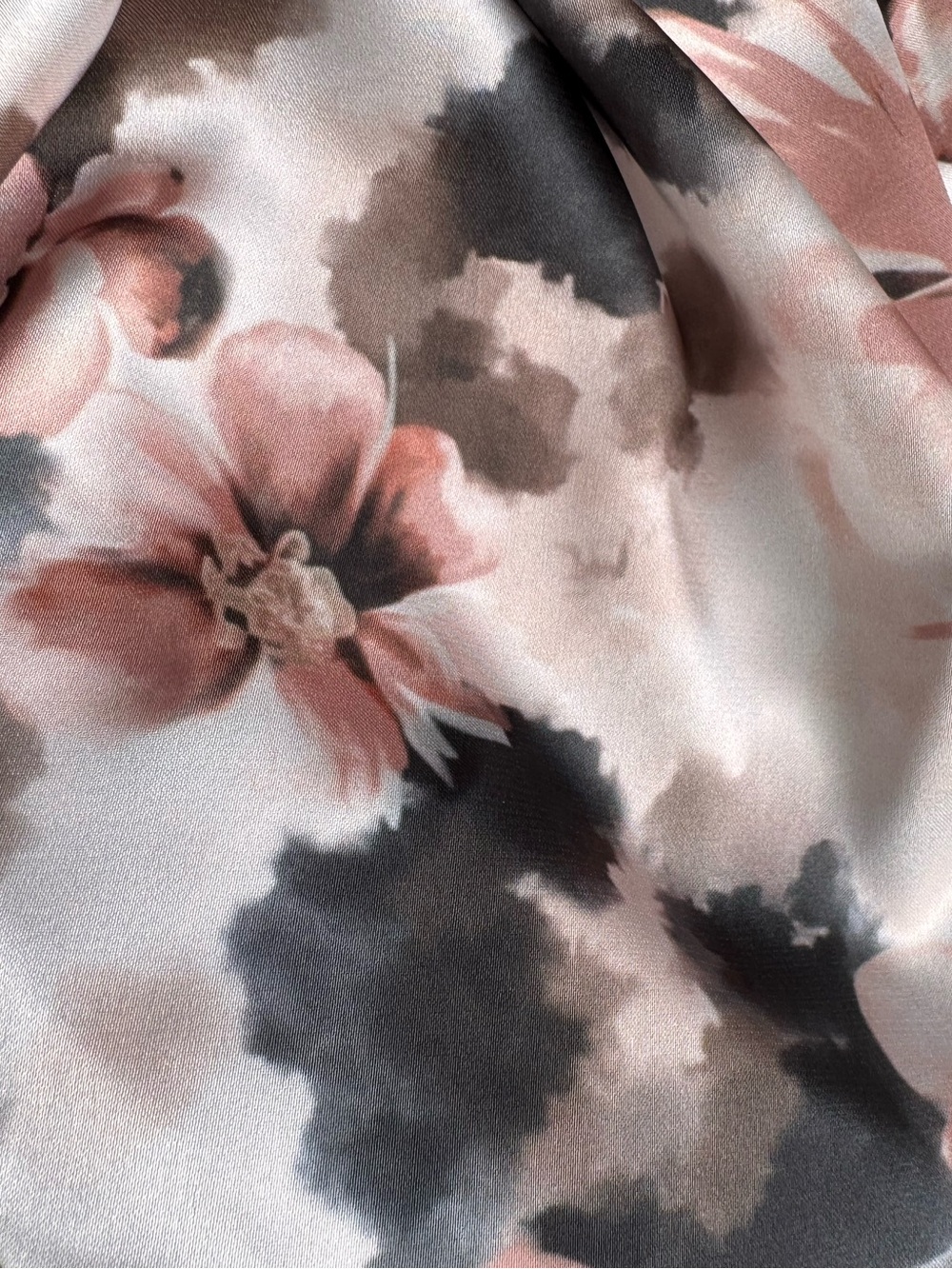 NWT Bebe XS Printed Satin Floral Cowl Neck Maxi Dress Ivory Multi - Picture 7 of 7